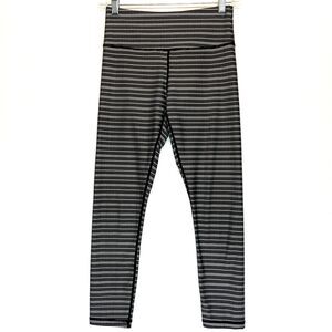 Zyia Active Legging Size 4 Black White Striped Cropped Athleisure Yoga Walking